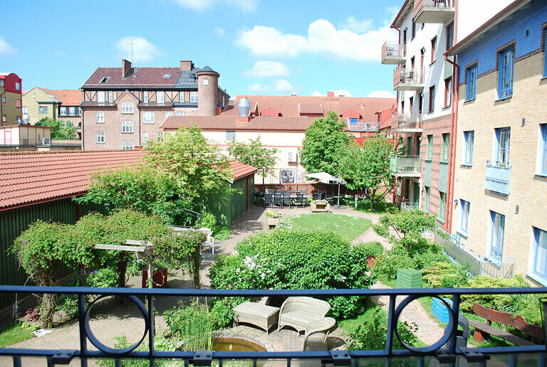 Gjutaregården, innegård