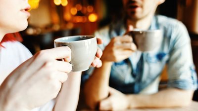 Att fika tillsammans är en av många trevliga aktiviteter
