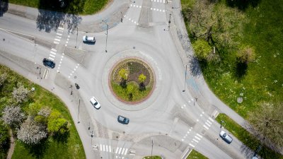 Drönarfoto på rondell