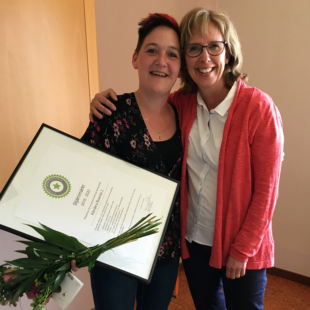 Linda Jönsson och Birgitta Wallin på Kärråkra demensboende