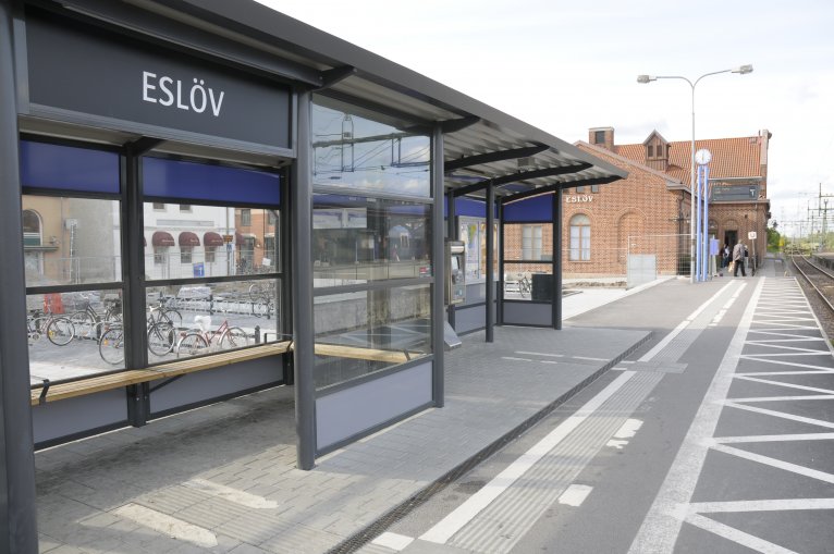 Bästa sättet att veta om din planerade resa påverkas är genom att söka resan på Skånetrafikens hemsida eller i appen.